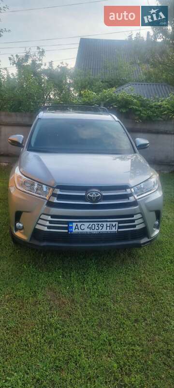 Toyota Highlander 2017