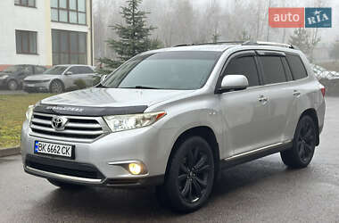 Внедорожник / Кроссовер Toyota Highlander 2011 в Ровно