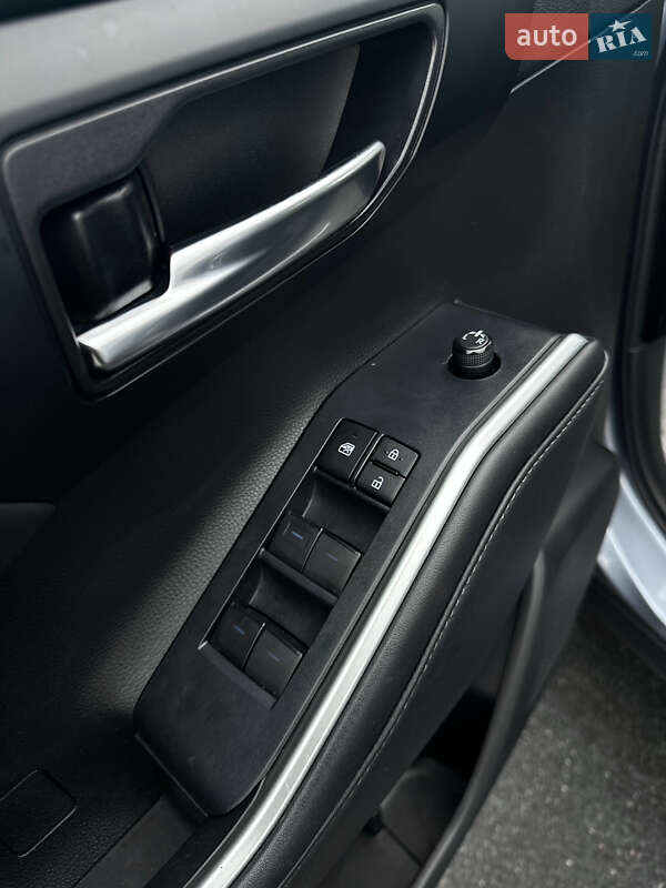 Позашляховик / Кросовер Toyota Highlander 2021 в Вінниці