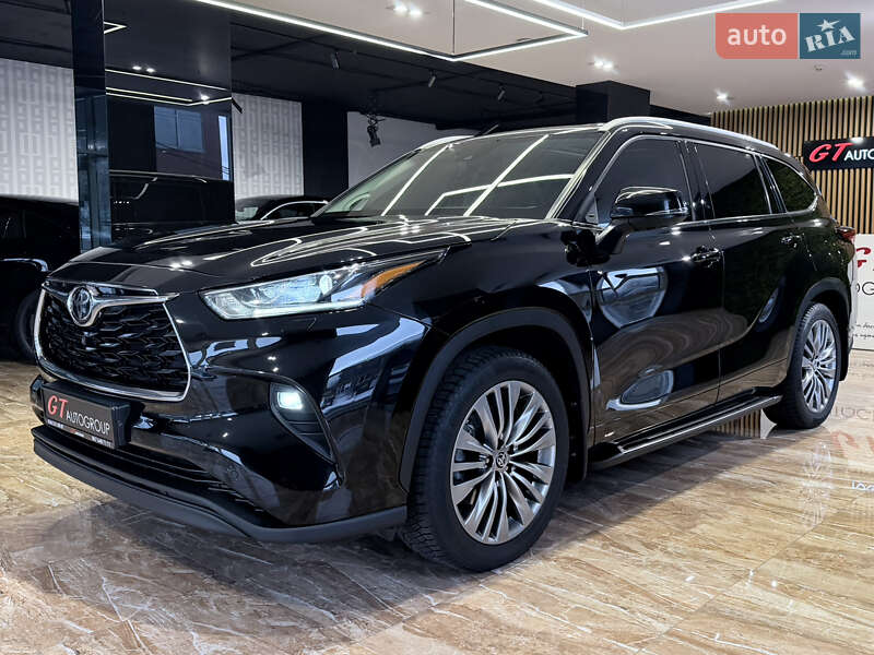Toyota Highlander 2020