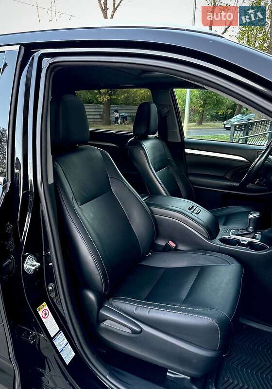 Позашляховик / Кросовер Toyota Highlander 2014 в Харкові фото 23 Позашляховик / Кросовер Toyota Highlander 2014 в Харкові