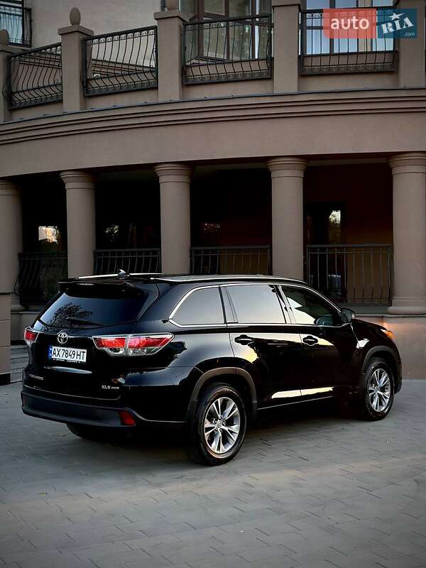 Позашляховик / Кросовер Toyota Highlander 2014 в Харкові фото 28 Позашляховик / Кросовер Toyota Highlander 2014 в Харкові