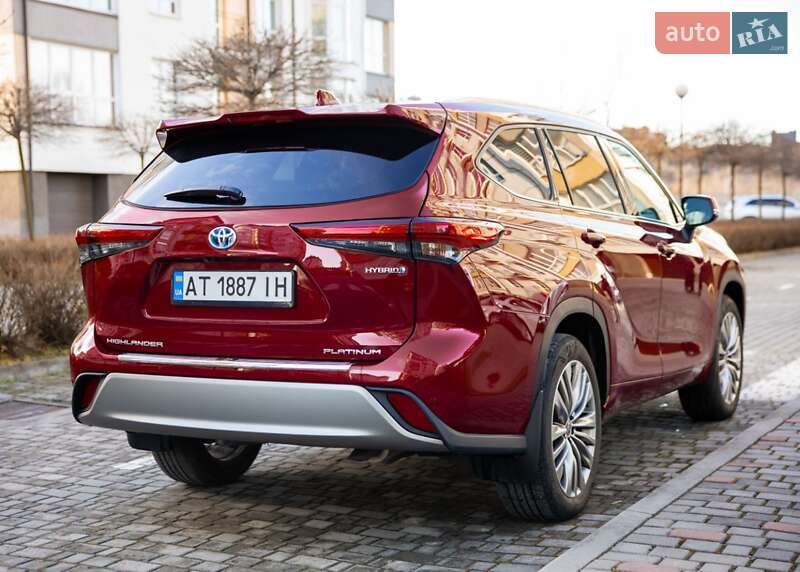Позашляховик / Кросовер Toyota Highlander 2021 в Івано-Франківську