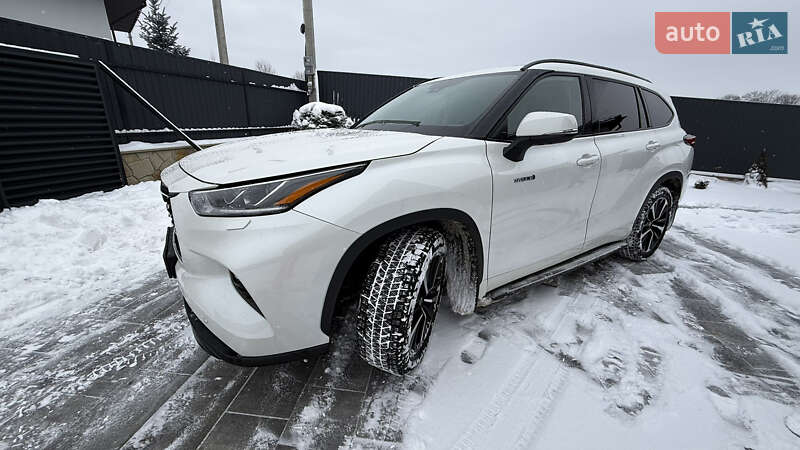Внедорожник / Кроссовер Toyota Highlander 2021 в Тернополе фото 29 Внедорожник / Кроссовер Toyota Highlander 2021 в Тернополе