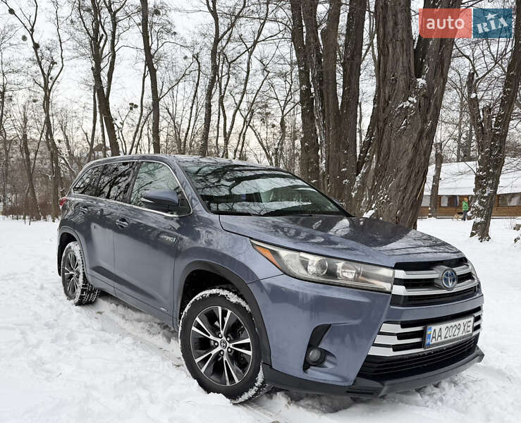 Позашляховик / Кросовер Toyota Highlander 2018 в Києві