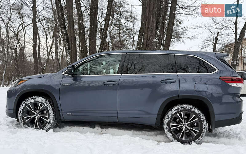 Позашляховик / Кросовер Toyota Highlander 2018 в Києві