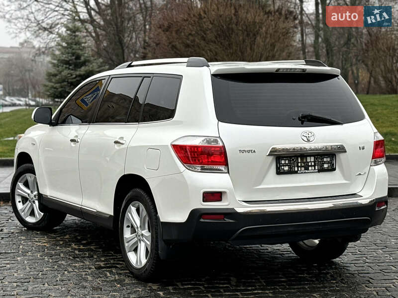 Позашляховик / Кросовер Toyota Highlander 2012 в Харкові
