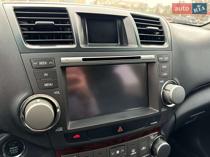 Позашляховик / Кросовер Toyota Highlander 2012 в Харкові
