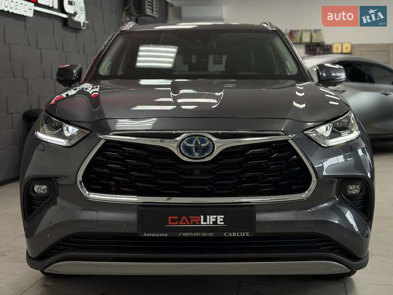 Внедорожник / Кроссовер Toyota Highlander 2024 в Тернополе