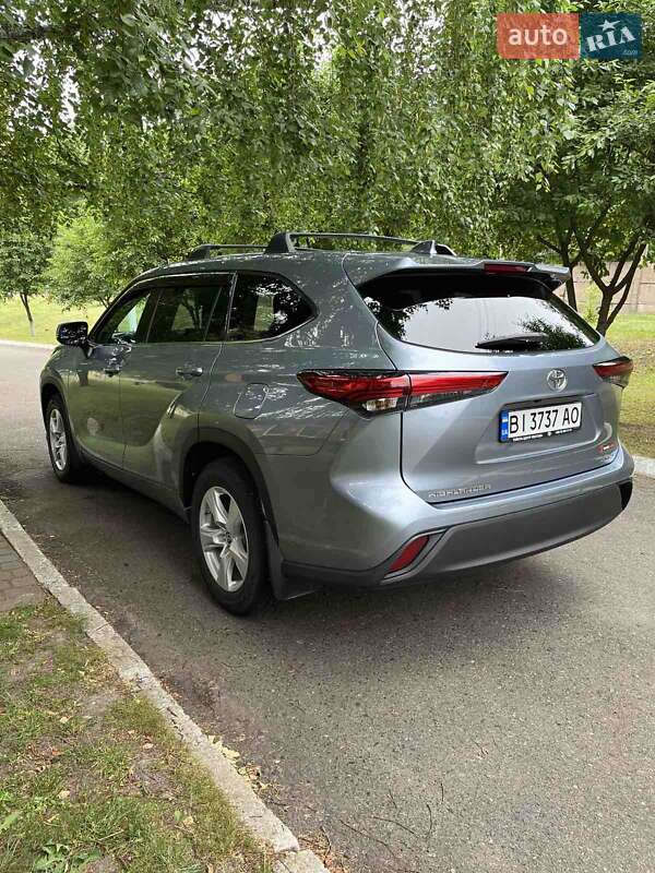 Внедорожник / Кроссовер Toyota Highlander 2020 в Шишаки