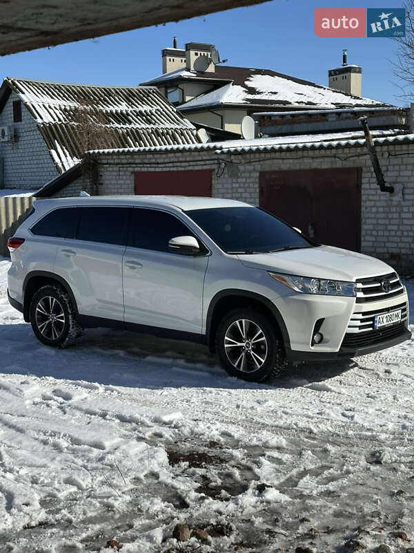 Внедорожник / Кроссовер Toyota Highlander 2019 в Харькове фото 8 Внедорожник / Кроссовер Toyota Highlander 2019 в Харькове