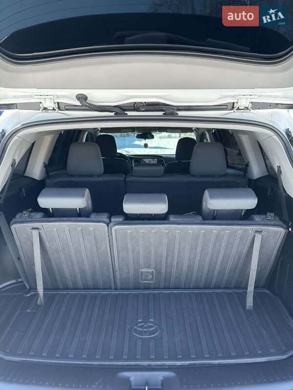 Внедорожник / Кроссовер Toyota Highlander 2019 в Харькове фото 22 Внедорожник / Кроссовер Toyota Highlander 2019 в Харькове