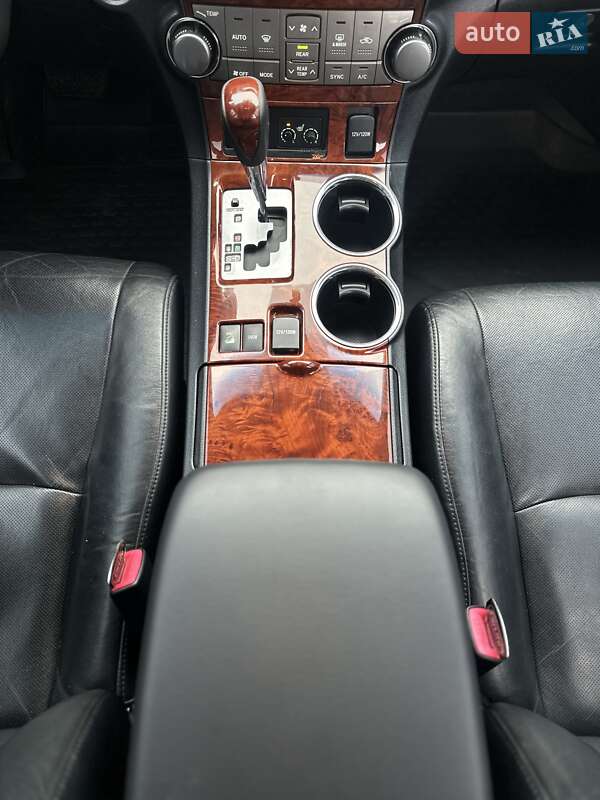 Внедорожник / Кроссовер Toyota Highlander 2012 в Белогородке фото 17 Внедорожник / Кроссовер Toyota Highlander 2012 в Белогородке