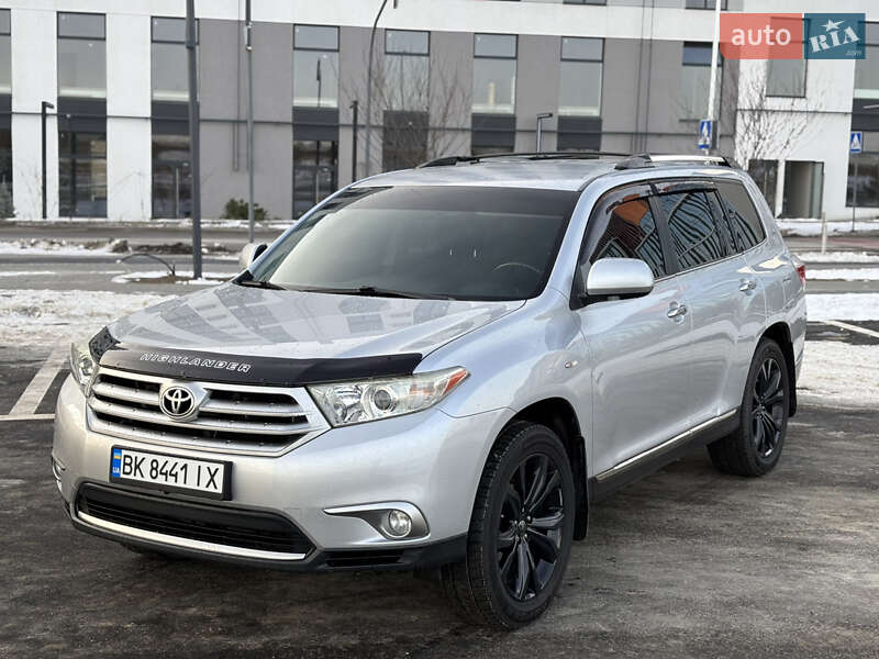 Внедорожник / Кроссовер Toyota Highlander 2011 в Ровно
