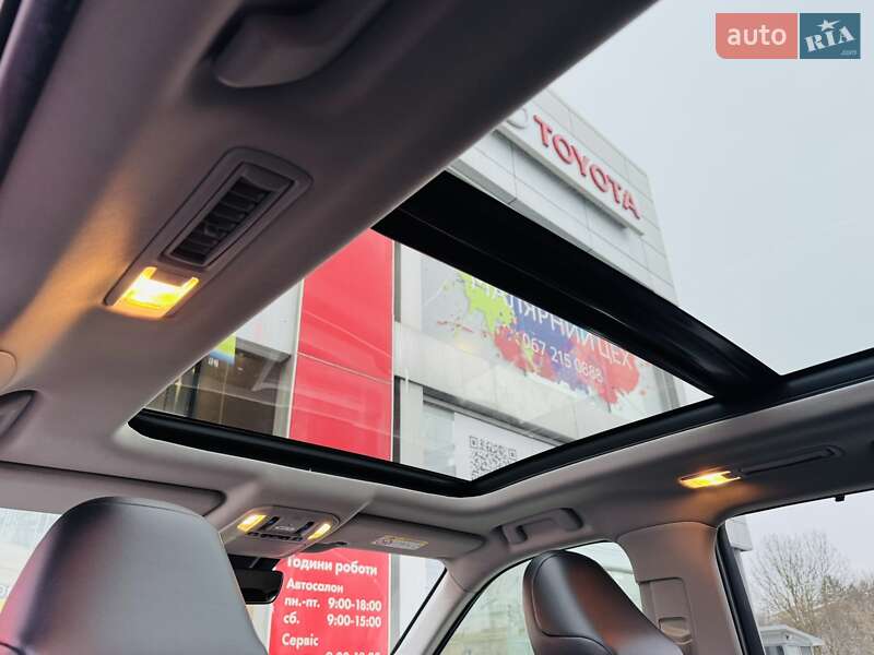 Позашляховик / Кросовер Toyota Highlander 2021 в Тернополі