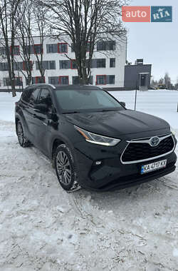 Позашляховик / Кросовер Toyota Highlander 2021 в Києві