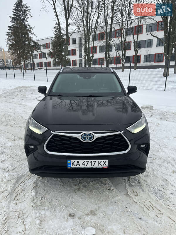 Позашляховик / Кросовер Toyota Highlander 2021 в Києві