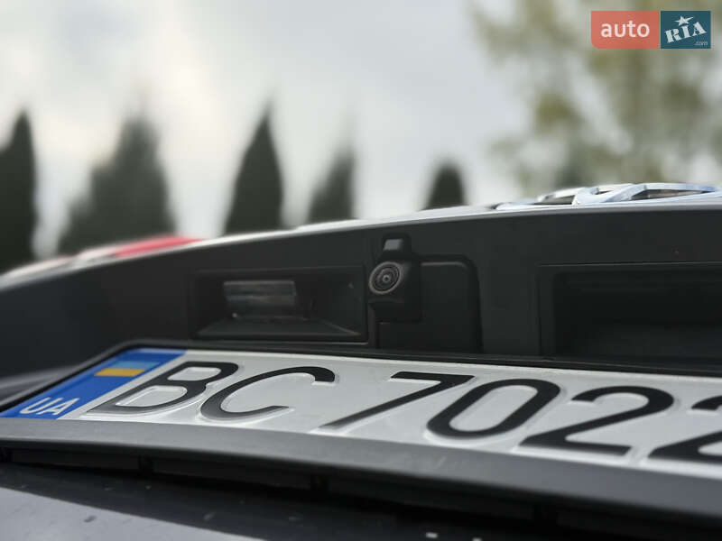 Внедорожник / Кроссовер Toyota Highlander 2021 в Самборе