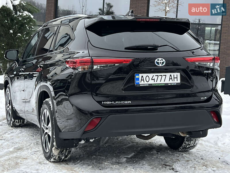 Внедорожник / Кроссовер Toyota Highlander 2020 в Ужгороде