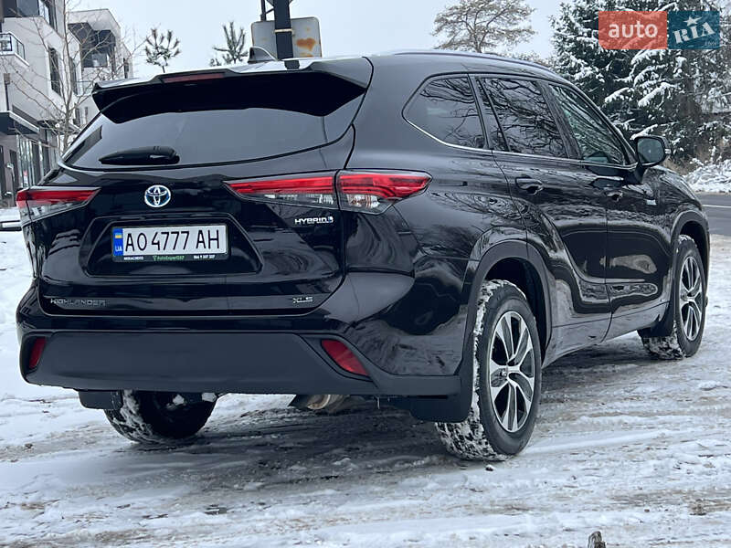 Внедорожник / Кроссовер Toyota Highlander 2020 в Ужгороде