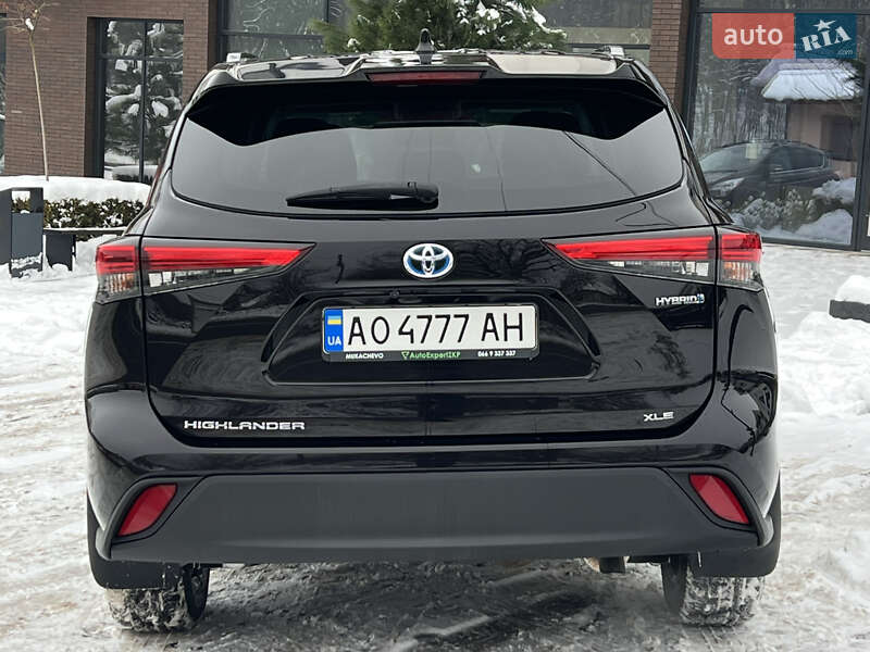 Внедорожник / Кроссовер Toyota Highlander 2020 в Ужгороде