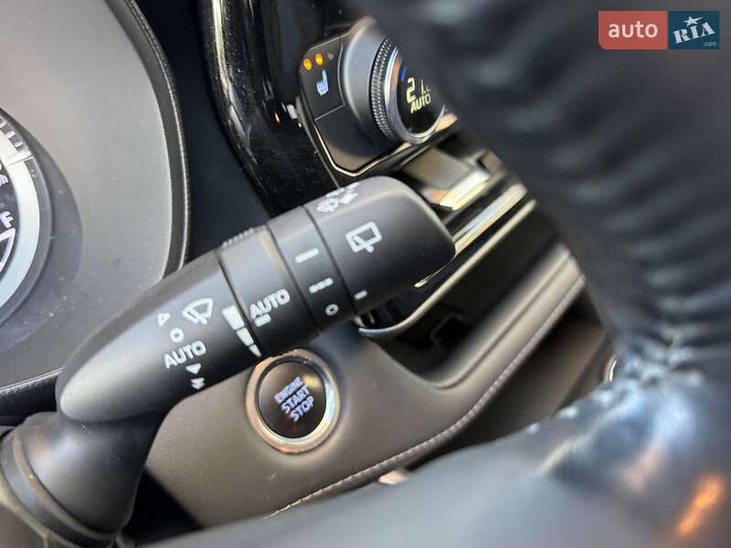 Внедорожник / Кроссовер Toyota Highlander 2020 в Тернополе