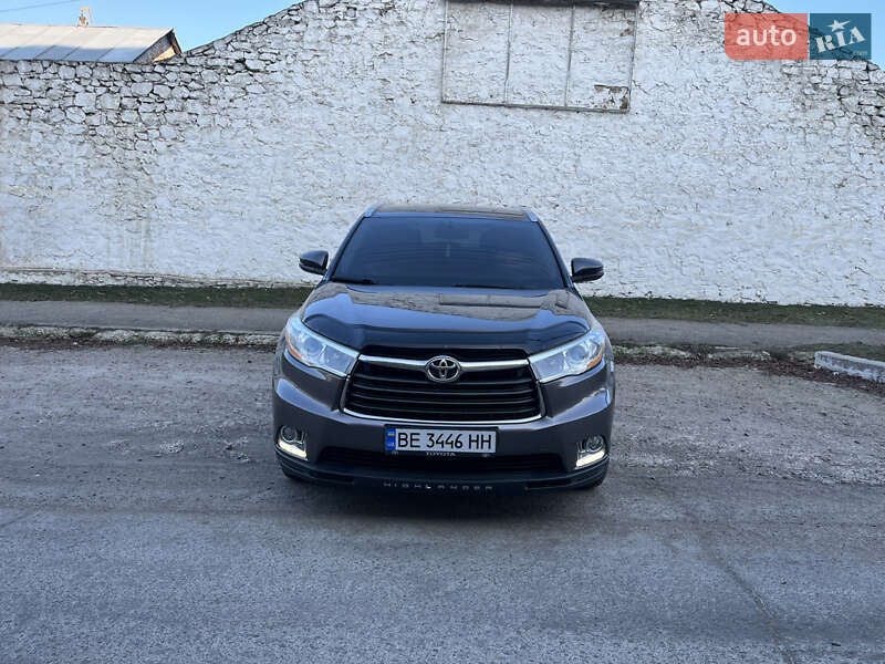 Внедорожник / Кроссовер Toyota Highlander 2016 в Первомайске фото 7 Внедорожник / Кроссовер Toyota Highlander 2016 в Первомайске