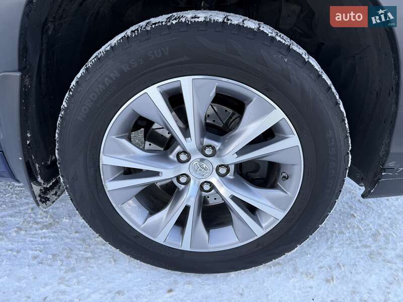 Внедорожник / Кроссовер Toyota Highlander 2015 в Днепре фото 12 Внедорожник / Кроссовер Toyota Highlander 2015 в Днепре