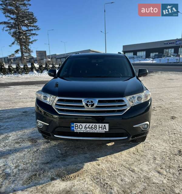 Внедорожник / Кроссовер Toyota Highlander 2013 в Тернополе