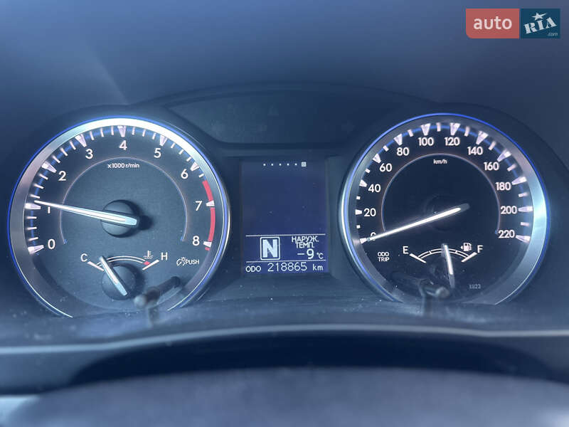 Внедорожник / Кроссовер Toyota Highlander 2014 в Киеве фото 22 Внедорожник / Кроссовер Toyota Highlander 2014 в Киеве