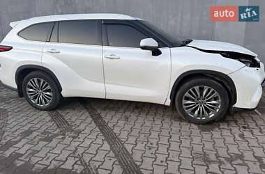 Внедорожник / Кроссовер Toyota Highlander 2020 в Одессе