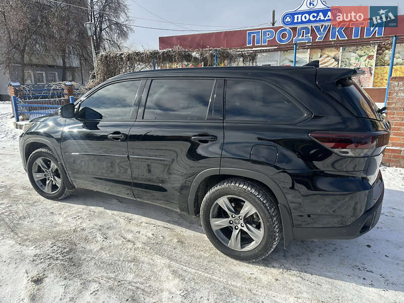 Внедорожник / Кроссовер Toyota Highlander 2019 в Харькове