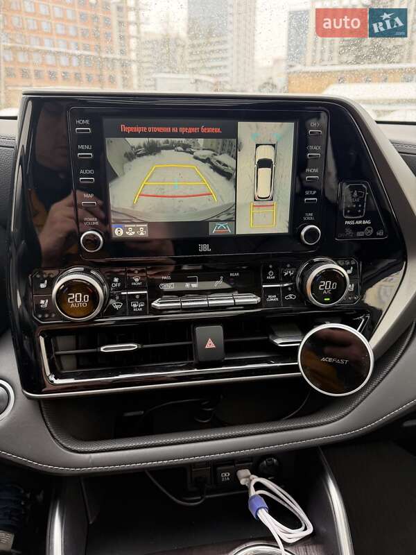 Внедорожник / Кроссовер Toyota Highlander 2020 в Киеве