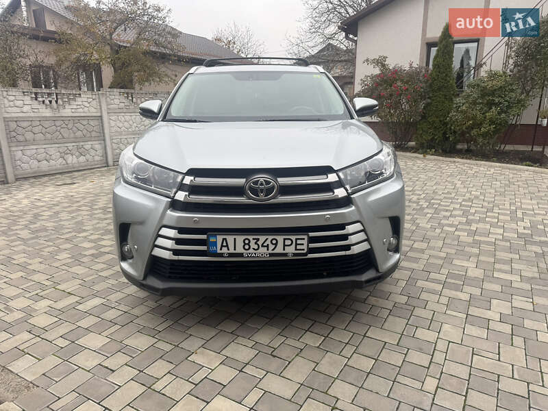 Внедорожник / Кроссовер Toyota Highlander 2017 в Киеве фото Внедорожник / Кроссовер Toyota Highlander 2017 в Киеве