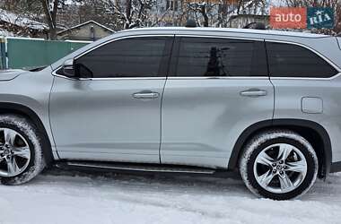 Внедорожник / Кроссовер Toyota Highlander 2019 в Киеве