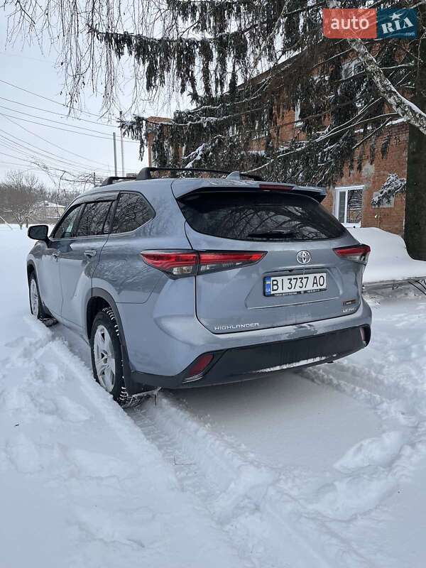 Позашляховик / Кросовер Toyota Highlander 2020 в Шишаках