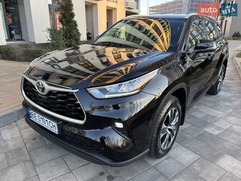 Toyota Highlander 2020