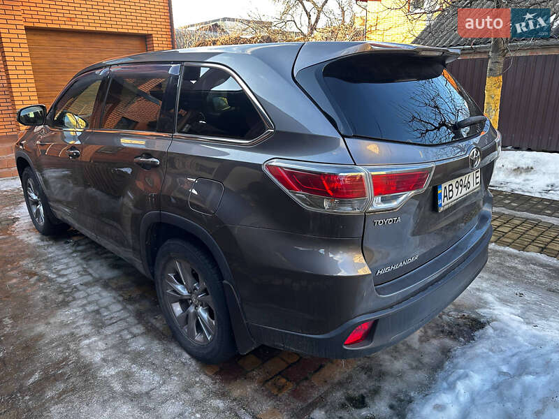 Внедорожник / Кроссовер Toyota Highlander 2014 в Виннице