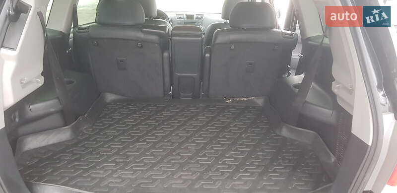 Внедорожник / Кроссовер Toyota Highlander 2011 в Киеве фото 11 Внедорожник / Кроссовер Toyota Highlander 2011 в Киеве