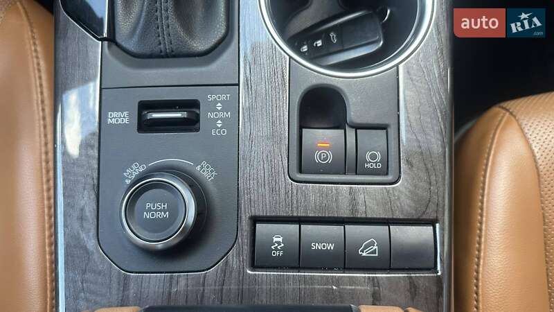 Позашляховик / Кросовер Toyota Highlander 2022 в Києві