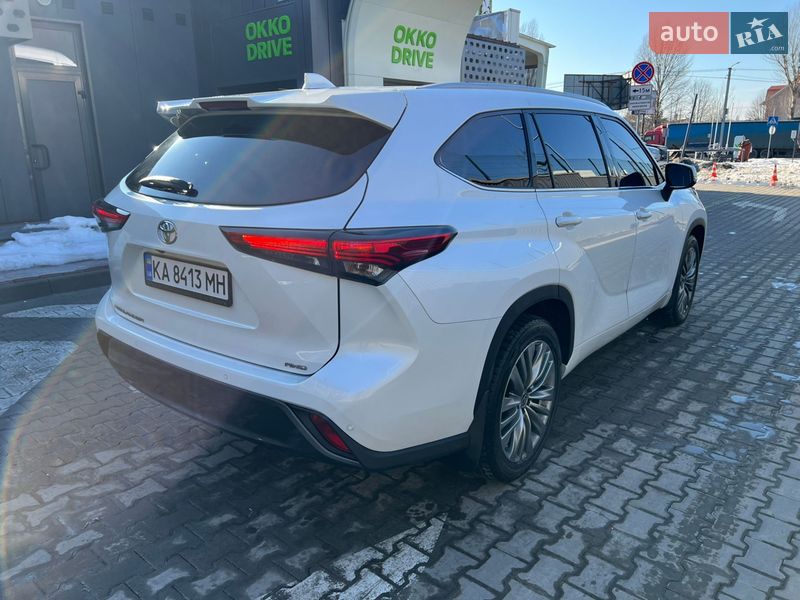 Внедорожник / Кроссовер Toyota Highlander 2020 в Киеве