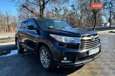 Внедорожник / Кроссовер Toyota Highlander 2014 в Хмельницком