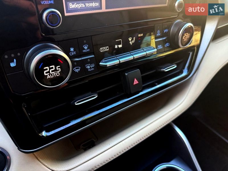 Позашляховик / Кросовер Toyota Highlander 2020 в Хмельницькому