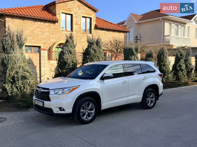 Внедорожник / Кроссовер Toyota Highlander 2014 в Одессе
