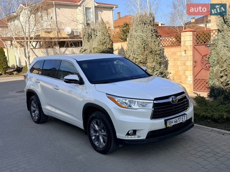 Внедорожник / Кроссовер Toyota Highlander 2014 в Одессе