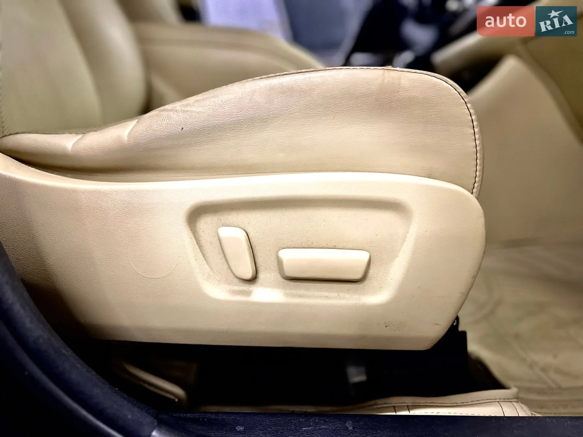 2017 Toyota Highlander - мініатюра 25