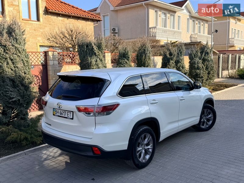 Внедорожник / Кроссовер Toyota Highlander 2014 в Одессе