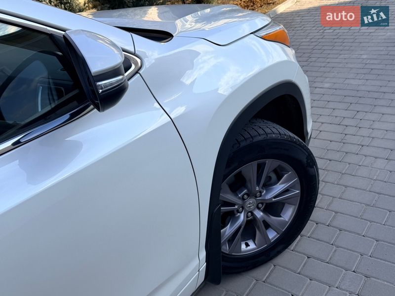 Внедорожник / Кроссовер Toyota Highlander 2014 в Одессе
