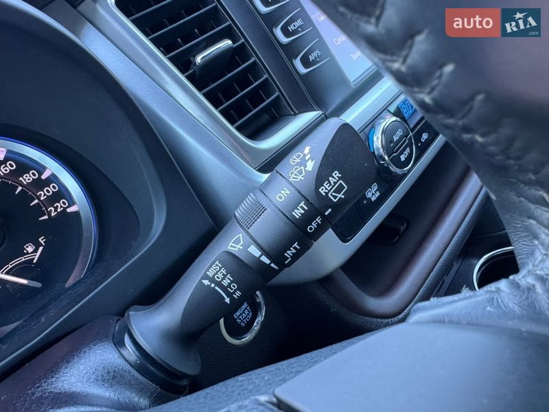 Внедорожник / Кроссовер Toyota Highlander 2016 в Киеве