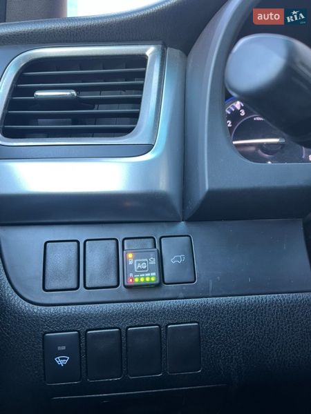 Внедорожник / Кроссовер Toyota Highlander 2014 в Киеве